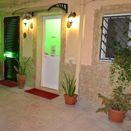 Guest house Taras