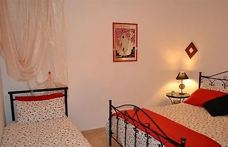 Πανσιόν Taras Ταράντο