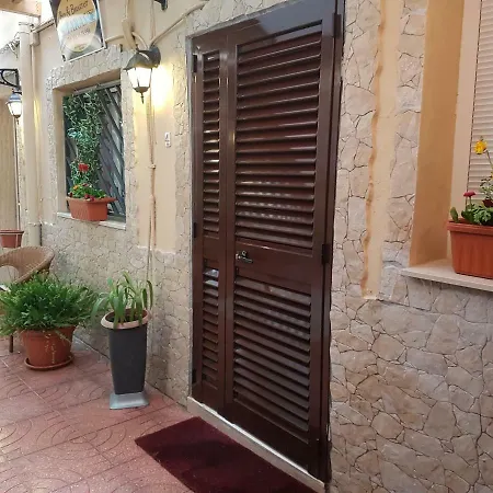 Taras Πανσιόν