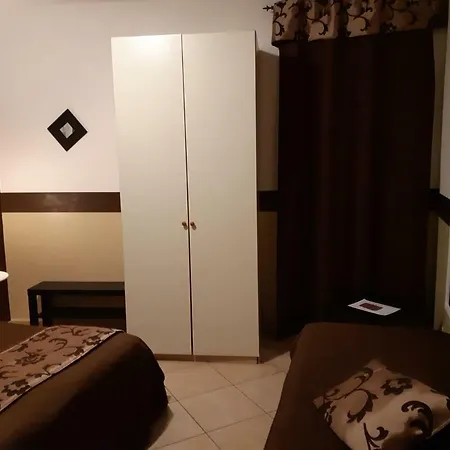 Πανσιόν Taras