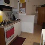 Taras בית הארחה